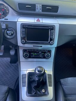 VW Passat B6 - 8