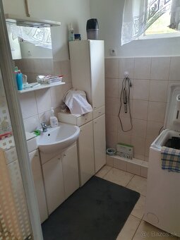 Rodinný dom s dvoma bytovými jednotkami - 8