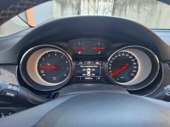 Opel Astra 1.0 - 8