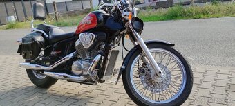 Honda Shadow VT600C Custom - 8