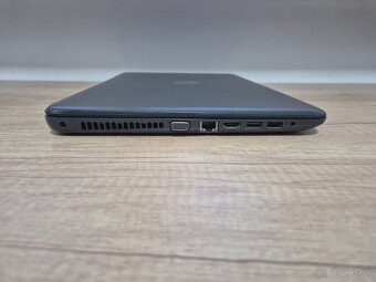 HP 250 G4 /Intel Core i5-6200U/8GB RAM/HD/256GB SSD - 8