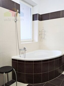 Na prenájom 2-izbový byt s terasou, 75 m², Kvetná ulica, Rov - 8