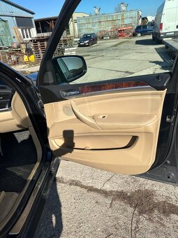 Rozpredam bmw e70 210kw - 8
