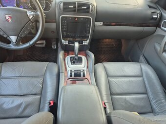 Porsche cayenne s 4.5 v8 - 8