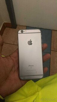 iPhone 11 - 8