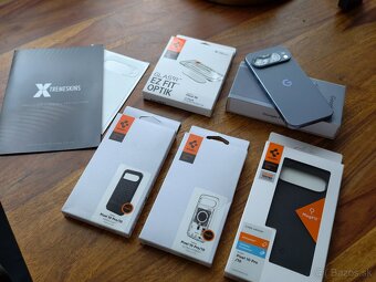 Google Pixel 10 Pro 16/256GB Moonstone - 8