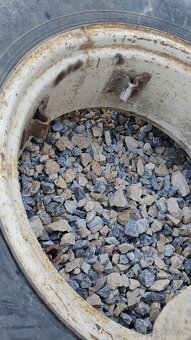 Zadne kolesa zetor 16,9/14-28 - 8