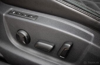 Škoda Octavia 2.0 TSI 245k RS - 8