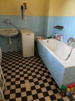 PODLUŽANY Rd s krásnym pozemkom - 8