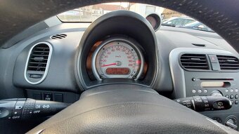Suzuki Splash 1.2 benzín, 63 kw, M5, 2008 - 8