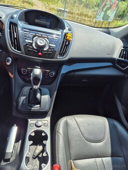 Ford Kuga Titanium 4x4 Benzin - 8