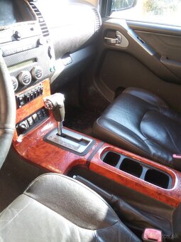 Nissan Navara D40 - 8