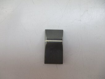 Ovládacie knoflíky - 8