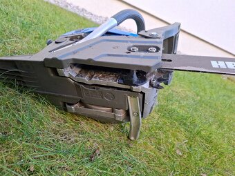 Predam motorovu pilu. - 8