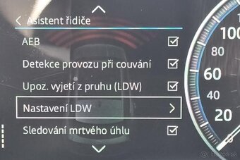 Jaguar F-Pace 20d AWD Portfolio - 8