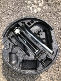 Rozpredám Škoda Octavia 2 facelift,1.6 TDi, - 8