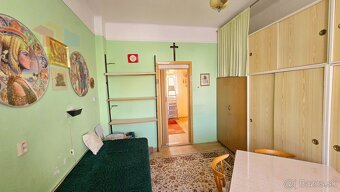 Objavte potenciál bývania v rodinnom dome v centre Piešťan - 8