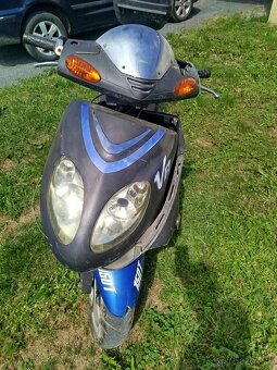Skuter 150ccm - 8