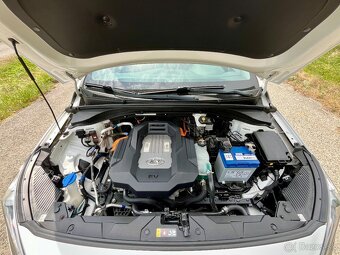 Hyundai Ioniq 4 electric - 8