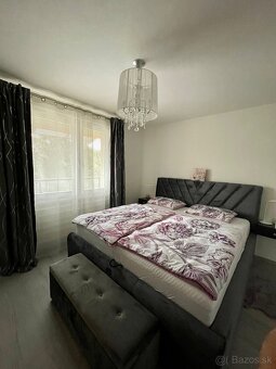 Predam luxusny 4 izbovy byt s loggiou - 8