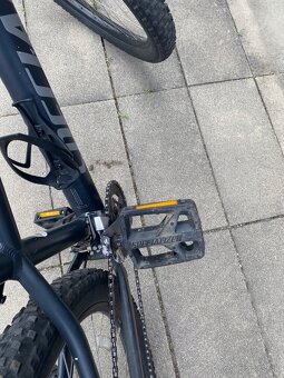Horský bicykel značky Specialized S - 8