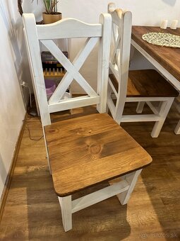 Kuchynský drevený stôl masívny so stoličkami - 8