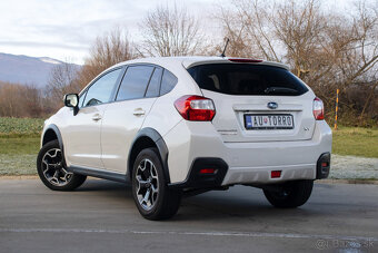 Subaru XV 2.0i Exclusive benzín 4x4 automat - 8