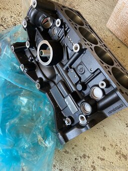 Renault Dacia blok motora - 8