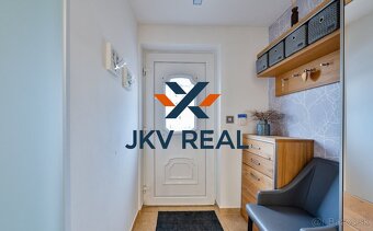 Luxusný bungalov Smolenice s bazénom, výhľadmi a súkromím. - 8