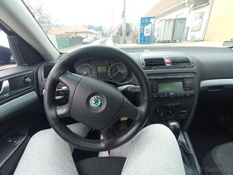ŠKODA OCTAVIA 2.0 TDI - 8