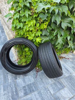 Predám letné pneu 215/50r17 - 8