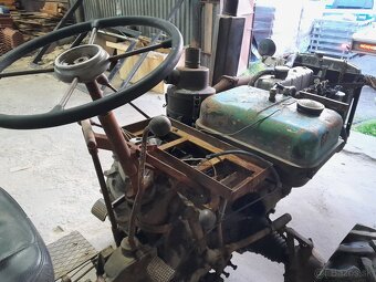 Predam traktor tatra 805 kačena, motor 25 multicar - 8