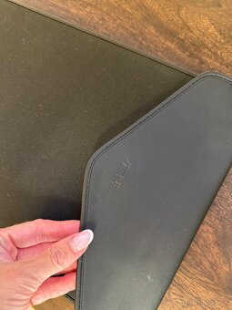 ASUS Zenbook UX305LA - 8