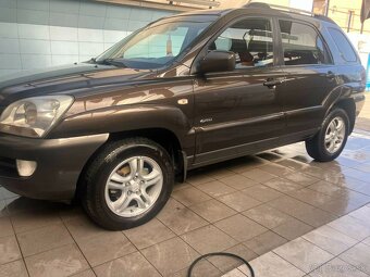 Kia Sportage 4x4 2.0 + LPG - 8