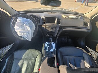 Opel Insignia CDTI 2,0 automat 118kW 2010 - 8