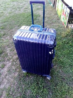 Plastový cestovný kufor - 8