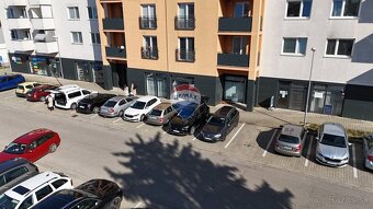 Priestranný obchodný priestor 150m2 v novostavbe Letka - 8