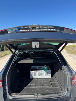 Škoda superb 2.0 TDi 140kw - 8