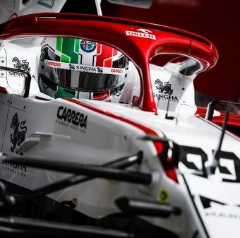 Prilba Antonio Giovinazzi - 8