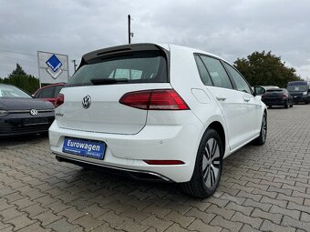 Volkswagen Golf e VIRTUAL KOKPIT TEPELNÉ ČERPADLO - 8