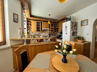 PREDAJ priestranný 4 izbový rodinný dom, Sokolovce - 8