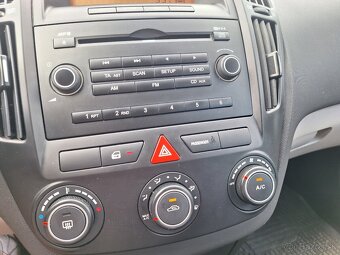 KIA CEED BENZÍN 136000 KM - 8