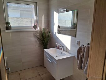 Predám bungalov 130 m2, pozemok 504 m2, obec Hviezdoslavov - 8