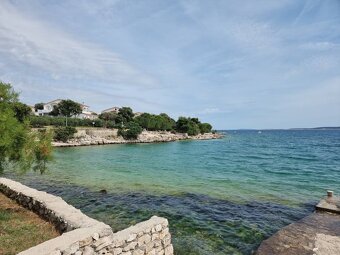 CHORVÁTSKO - Apartmán s bazénom v modernom dome - MANDRE, os - 8