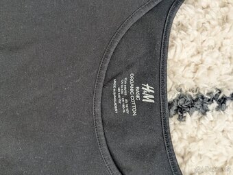 Balík čiernych tričiek - 8