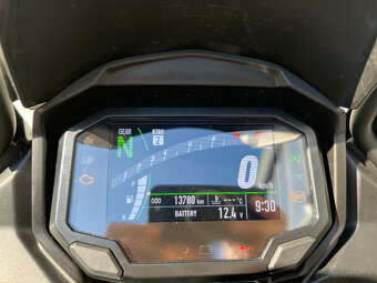 Kawasaki Versys 650 - 8