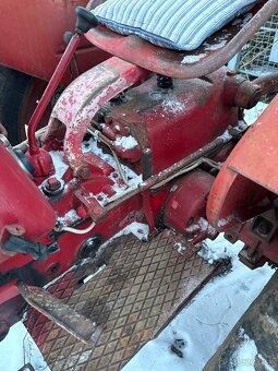 Predám 2x traktor McCormick 439, 40koni - 8