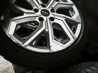 5x120,r19-8,5J,et50,235-45-Bridgestone-2021 - 8