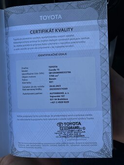 Toyota Corolla Combi 1.8 HEV Comfort AT - 8