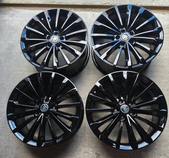 Nove Trinity r19 superb skoda - 8